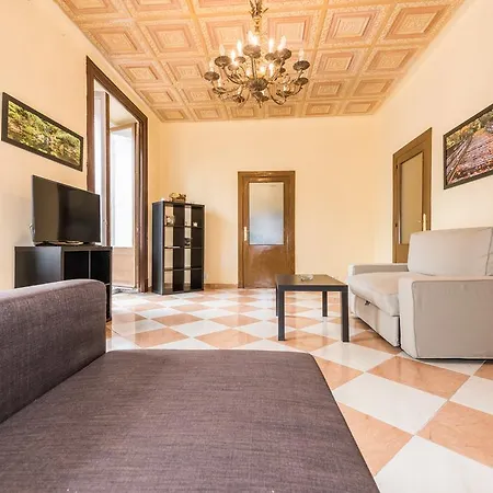 Grand Latina Apartment-2